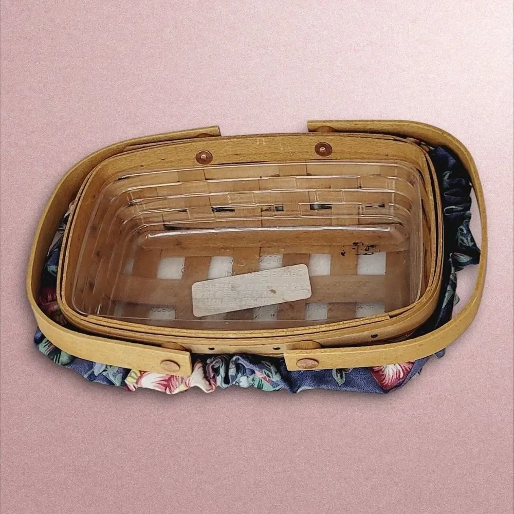 1995 Longaberger Small Rectangular Basket with Plastic Liner and Cloth‎ Garter